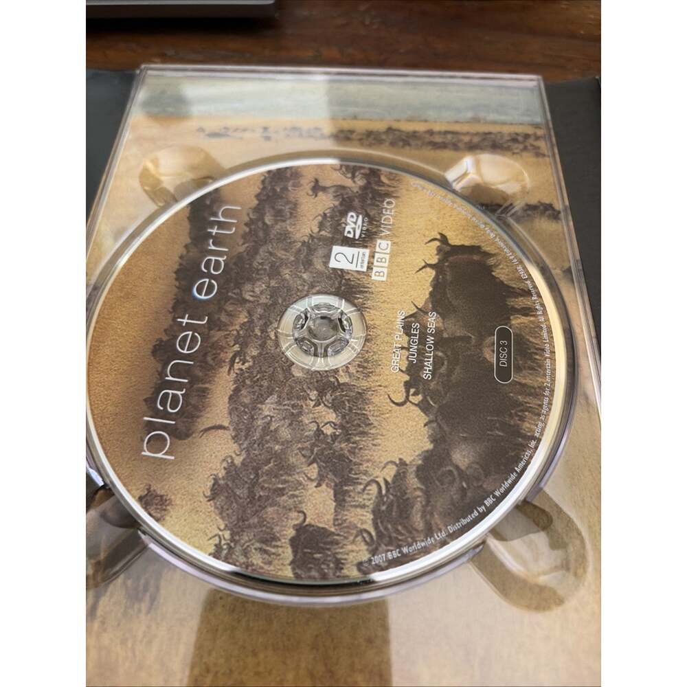 Planet Earth: Complete Collection (DVD) - Picture 8 of 13